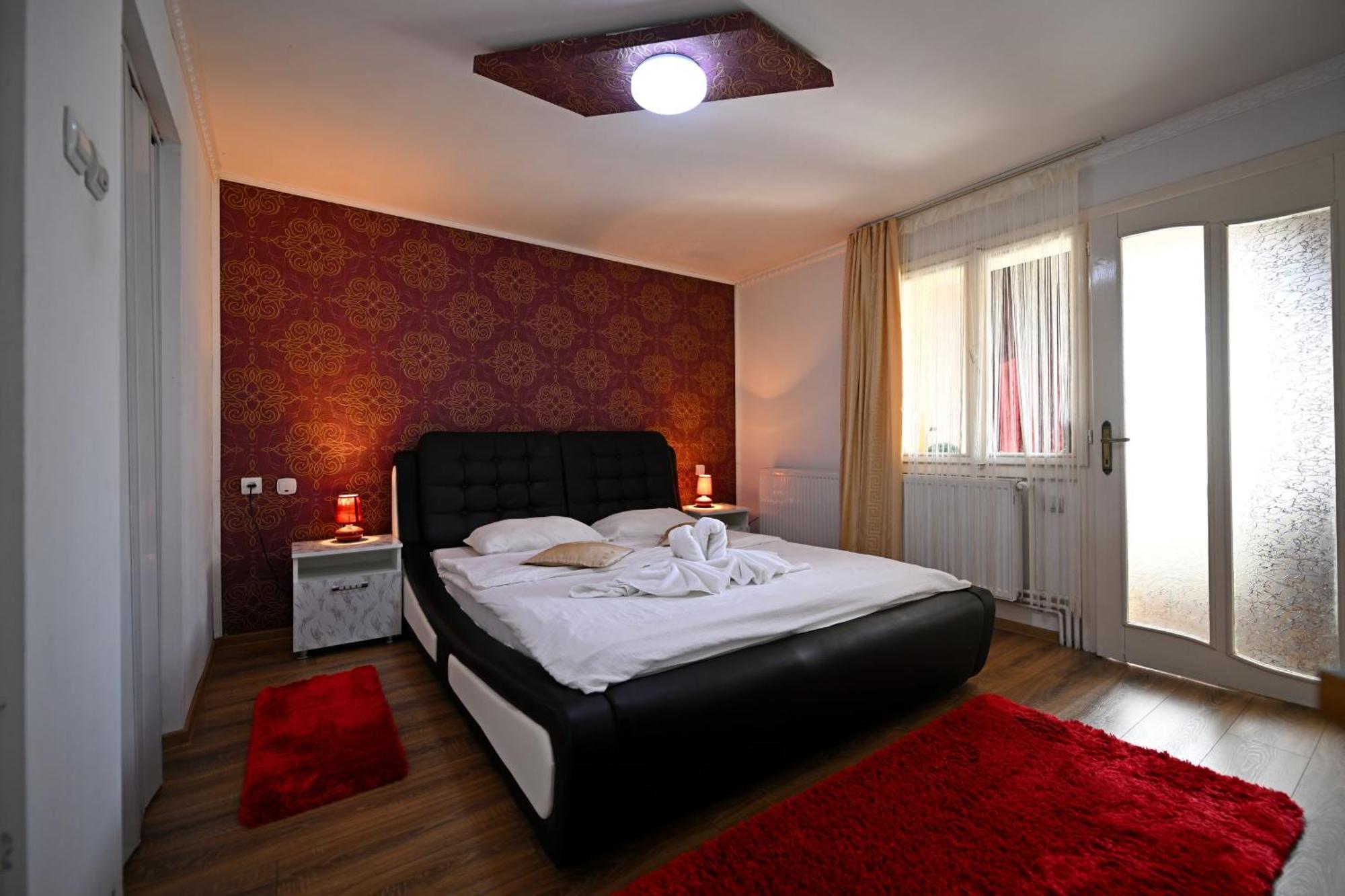 Pensiunea Mama Lia Haţeg Buitenkant foto